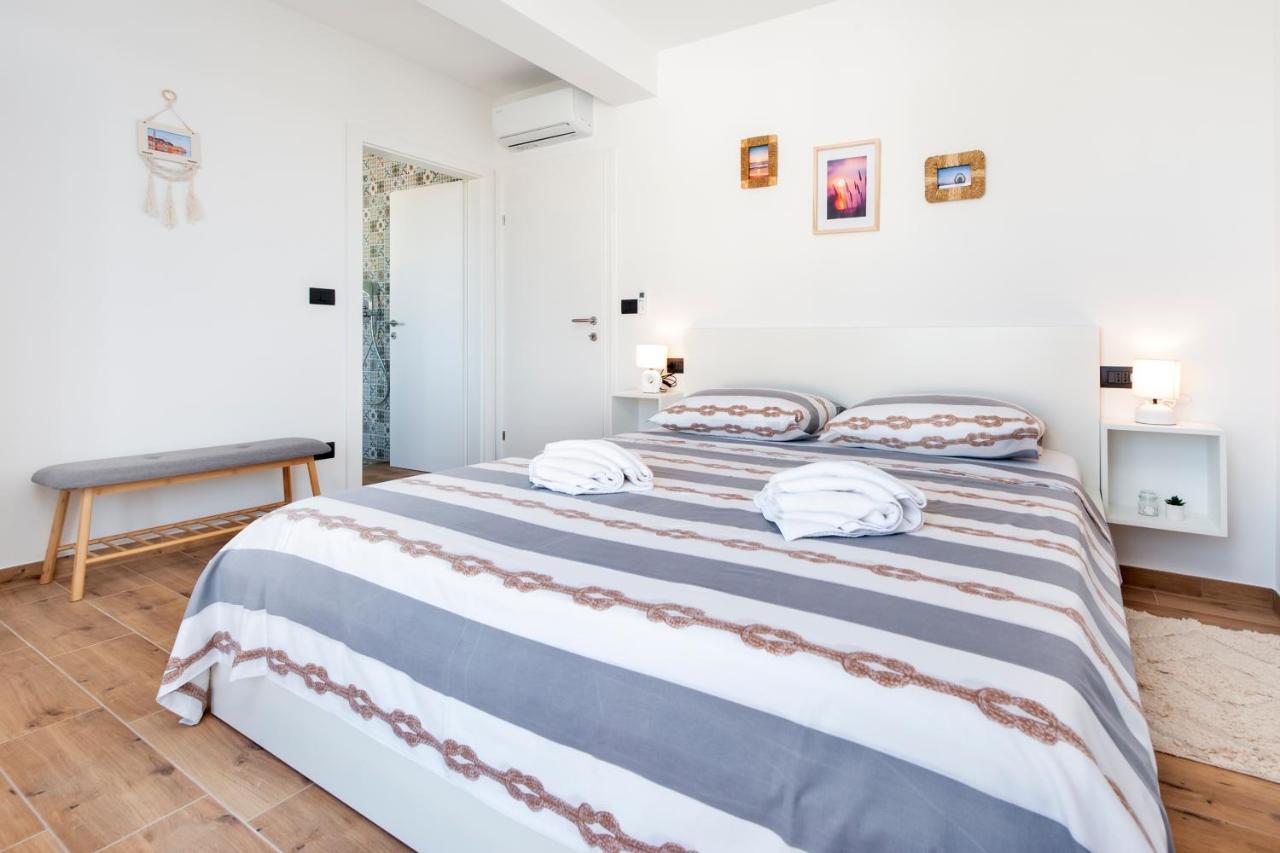 Apartments Sunrise & Sunset Rovinj Extérieur photo